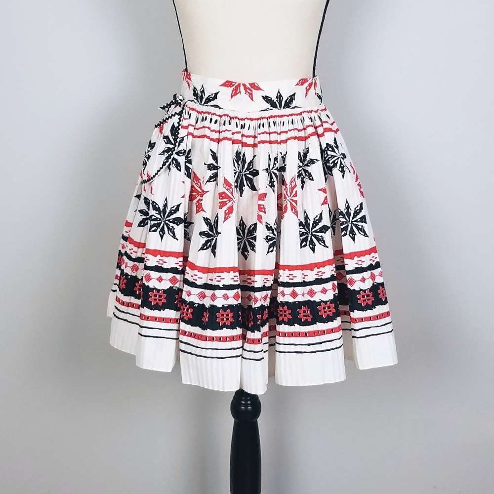 🌹Vintage Ever-Pleat Holiday Apron by Bonofab